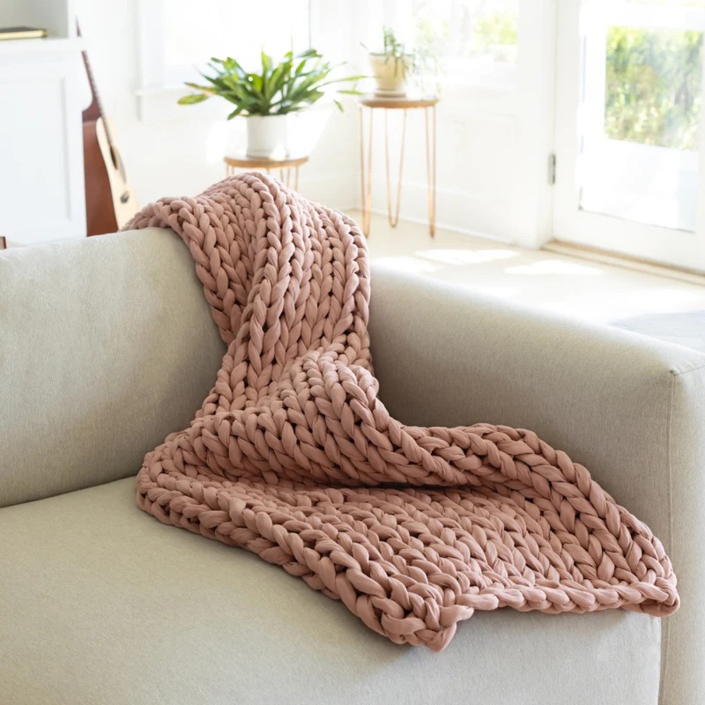 Luxurious Chunky Weighted Throw Blanket - Blush